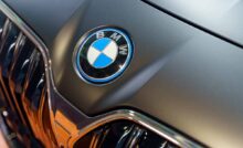 BMW, arriva una M2 entry-level pronta per la pista: è una bomba